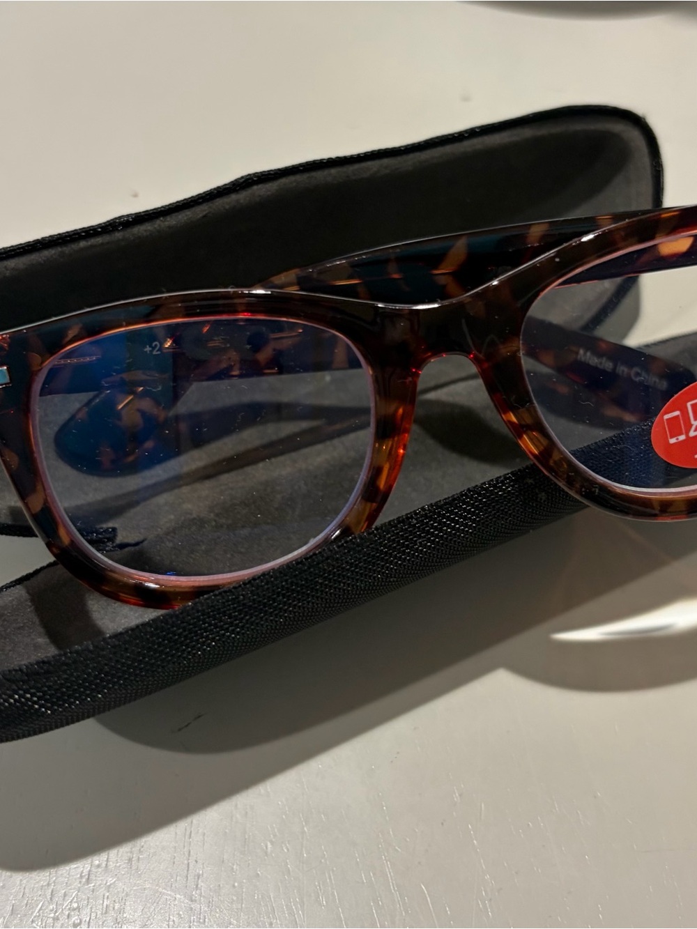 Reading Glasses - Tortoiseshell Blue Light Lenses